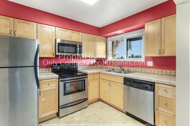 Photo - SW Portland Two Bedroom Condo In The Heart Of Burlingame!