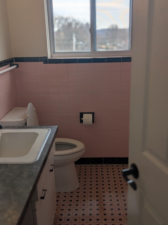 Photo - 2528 Anne Way Unit 2528