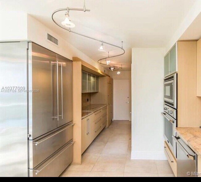 Photo - 607 Ocean Dr Unit 9K