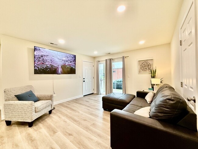 Photo - 2000 Pearl St Unit A - 1308666682689793500