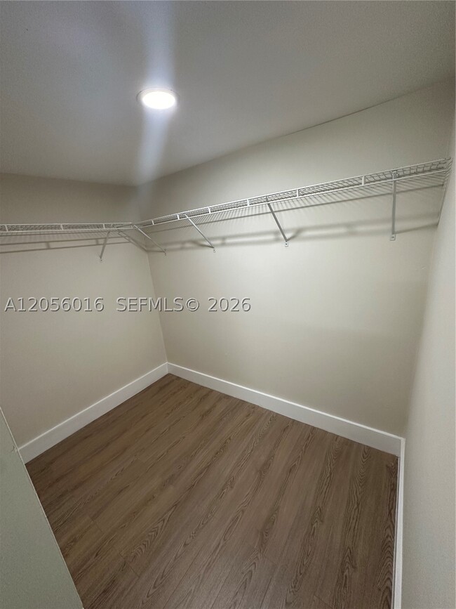 10090 NW 80th Ct Unit 1421