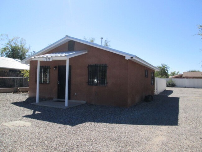 Photo - North Valley Casita