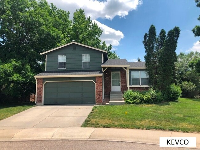 Building Photo - Beautiful Three Bedroom Home!