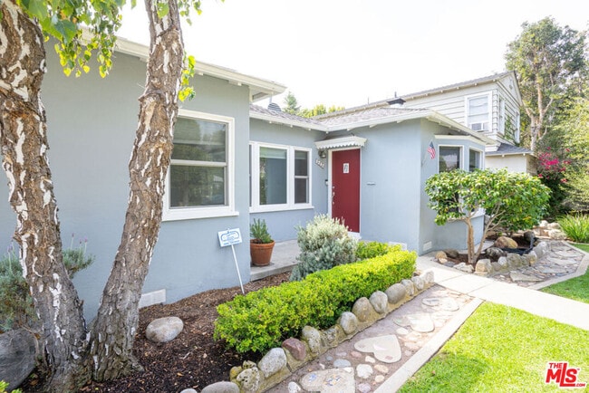 Photo - 1212 Pine St