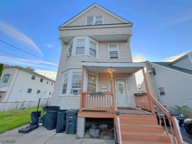 Building Photo - 385 Stephens St Unit 1-1 Rental