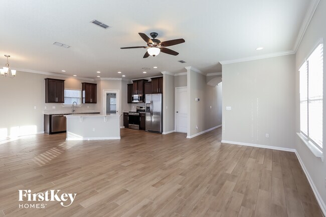 Photo - 8170 Dancing Fox St