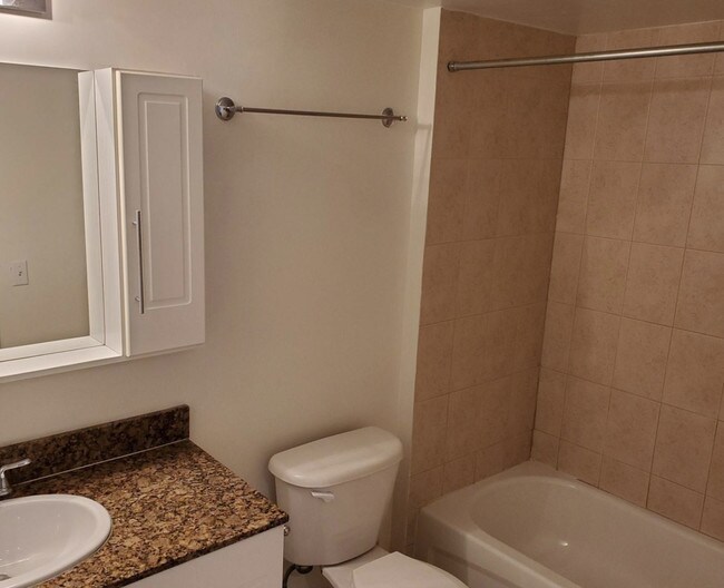 Photo - 275 NE 18th St