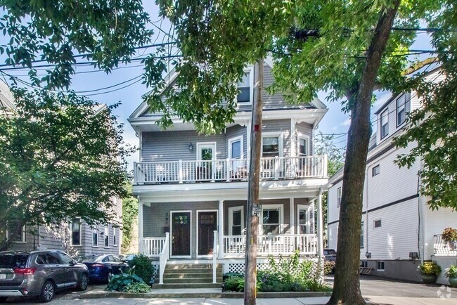 Building Photo - 259 Willow Ave Unit 1 Rental