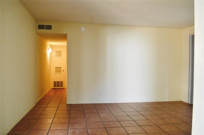 Photo - 2610 Salado St Unit 110