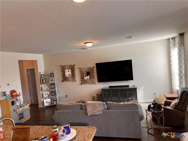 Photo - 533 Summersweet Rd