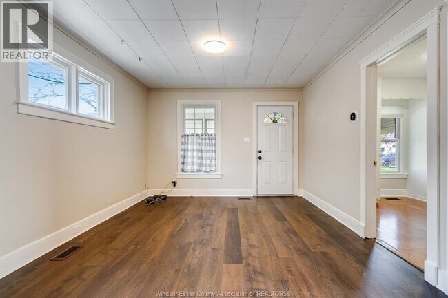 Photo - 1062 Lena Ave