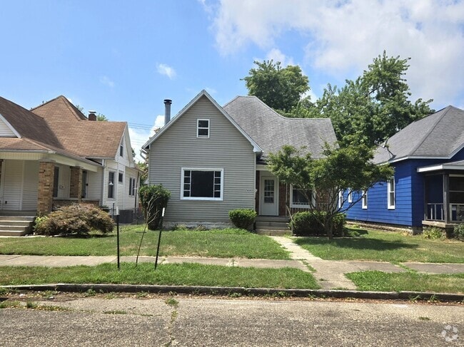 Building Photo - 435 S 18th St Rental