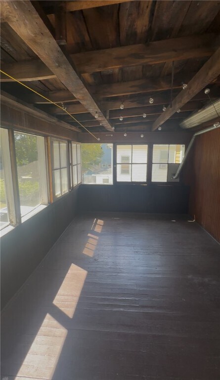 Photo - 519 W 3rd St
