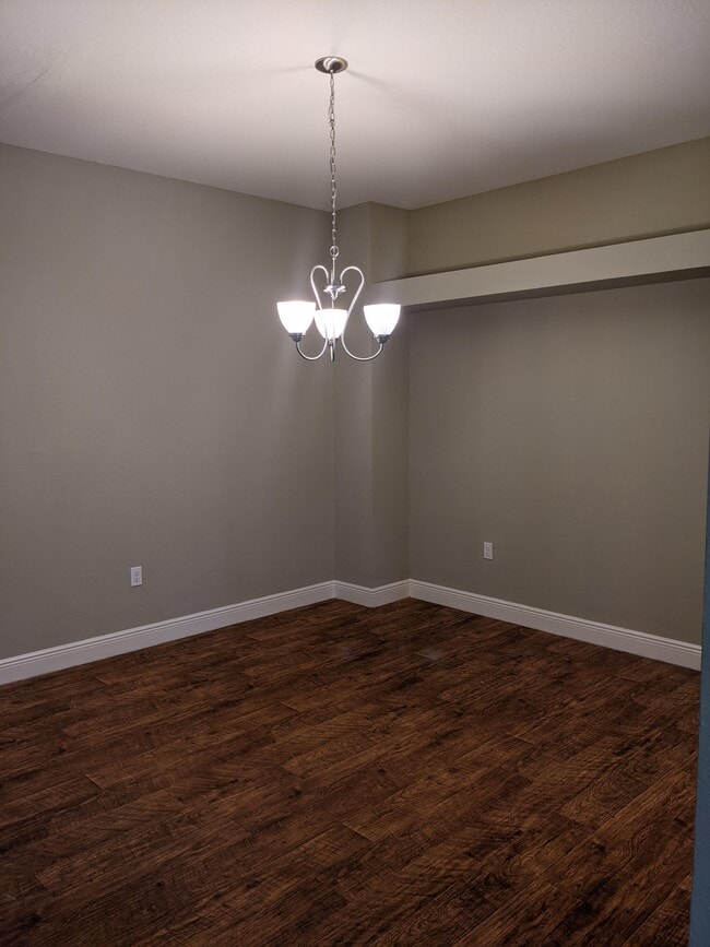 Dining Room - 2023 Sophia Pl