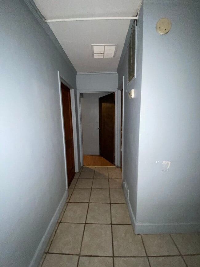 Photo - Madrid Court Unit 2