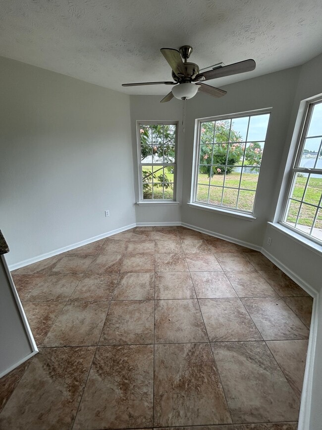 Photo - 4387 Heartwood Ln