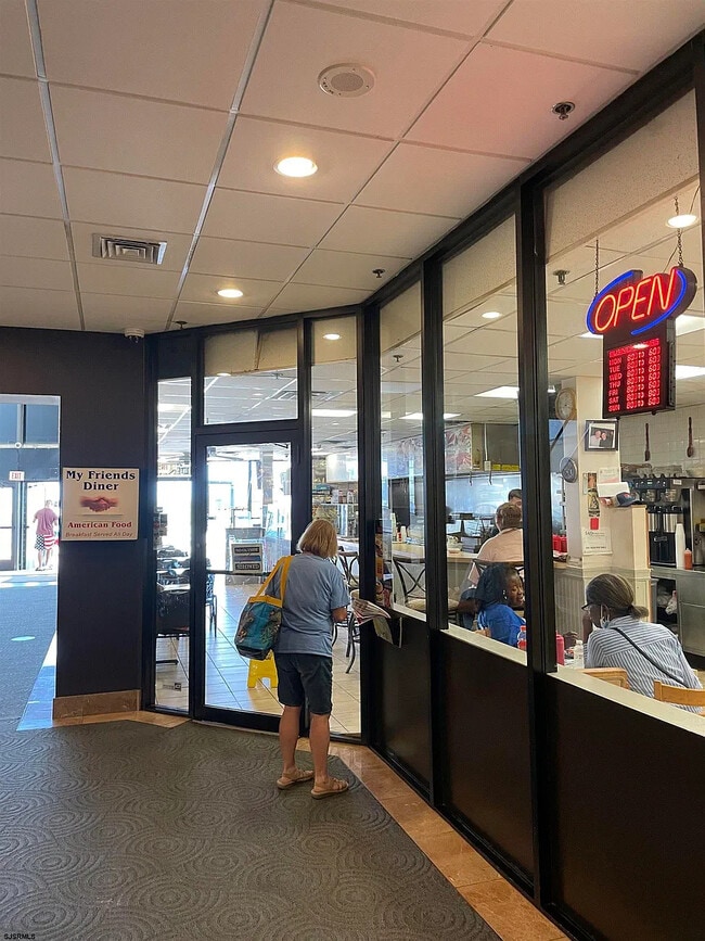 Photo - 1507 Boardwalk Unit 1806  boardwalk