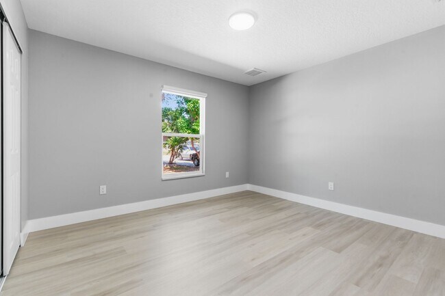 Photo - Top Shelf Aquisitions Unit 5720 79th Ave. N