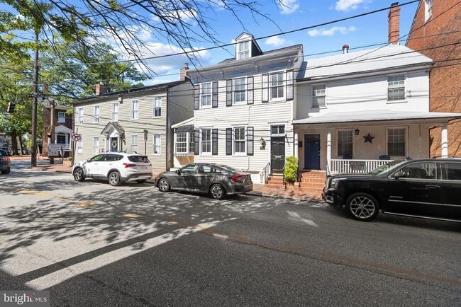Building Photo - 159 Conduit St Rental