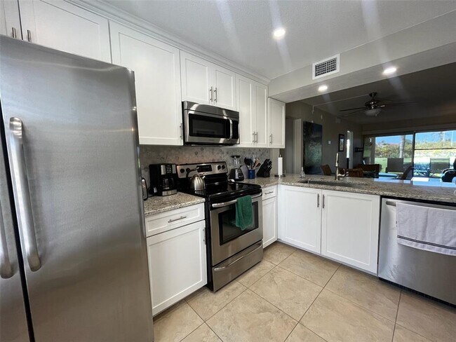 Photo - 6335 Palma Del Mar Blvd S Unidad 122