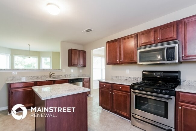 Photo - 6322 Shell Dr SW