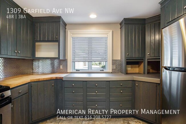 Photo - 1309 Garfield Ave NW