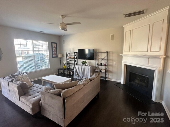 Photo - 3213 Mannington Dr