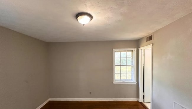 Photo - 4810 Summerlane Ave