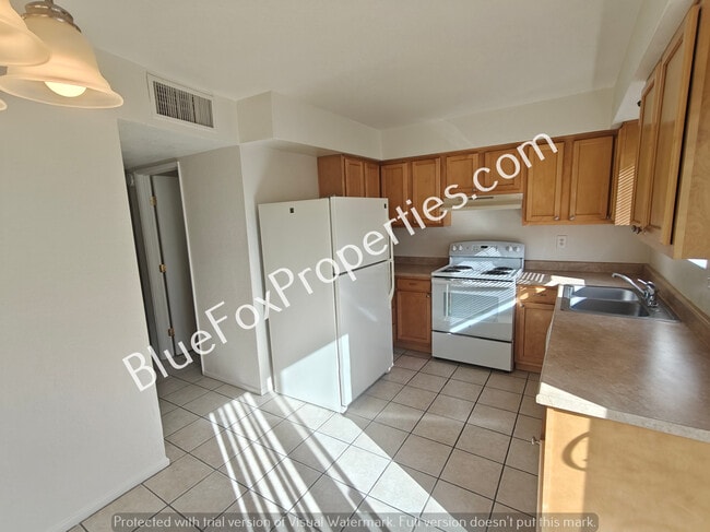 Photo - 4122 E Bermuda St