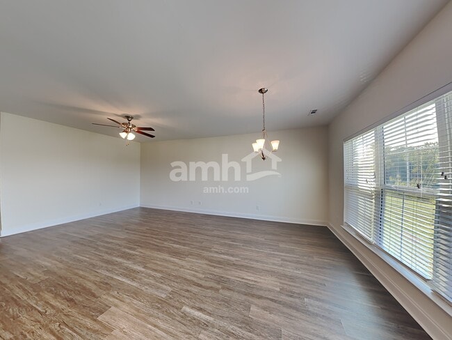 Photo - 5061 Mountain Springs Rd