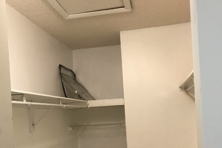 walk-in closet - 848 W 73rd Pl Unit 1