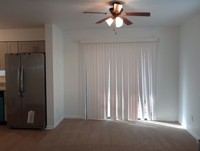 Photo - 3 Bedrooms, 2.5 Bathrooms Condo Rental