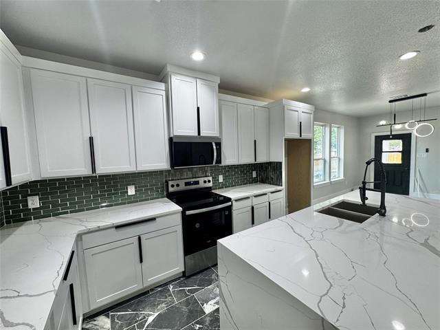 Photo - 5904 Houghton Ave