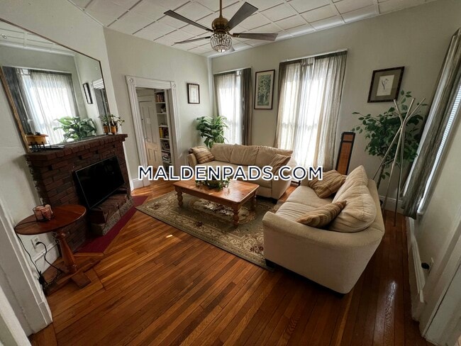 Photo - 57 Beltran St Unidad 1 Rental