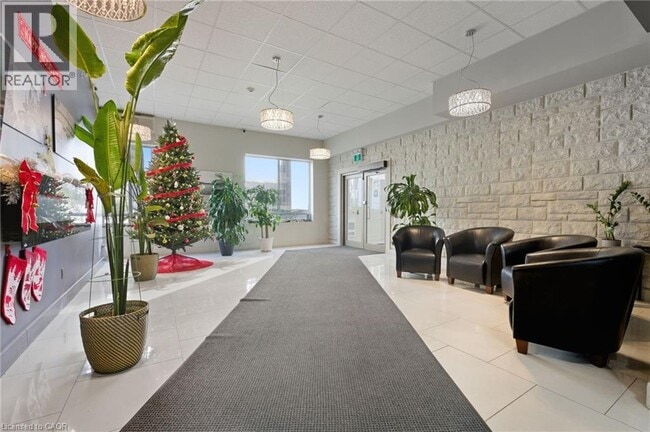 Photo - 149 Main St W Unit 607