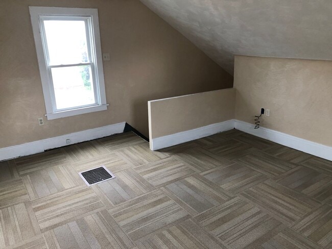 Photo - Brentwood 3 bedroom Duplex