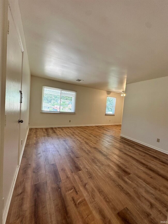Photo - 613 Cypress St