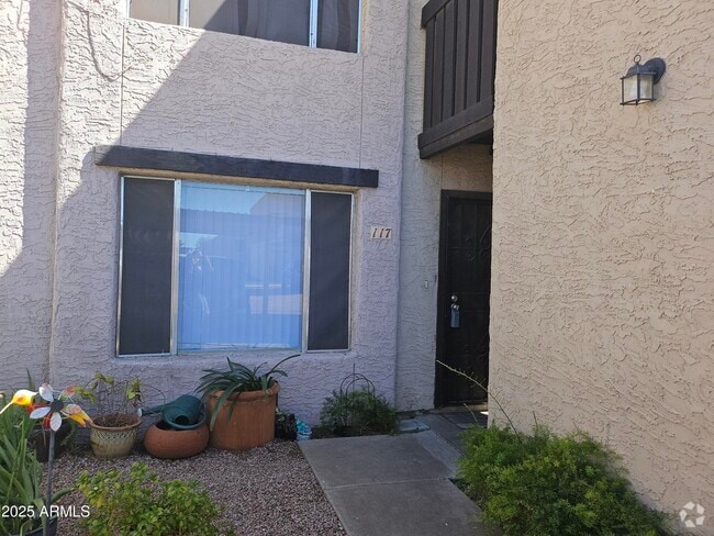 Building Photo - 1927 E Hampton Ave Unit 117 Rental