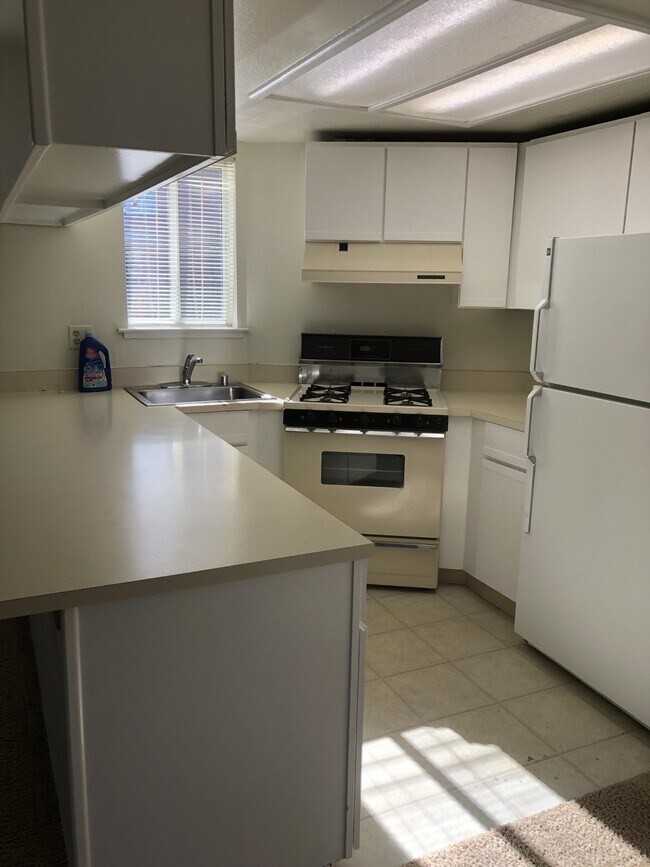 Photo - 103 S 1st St