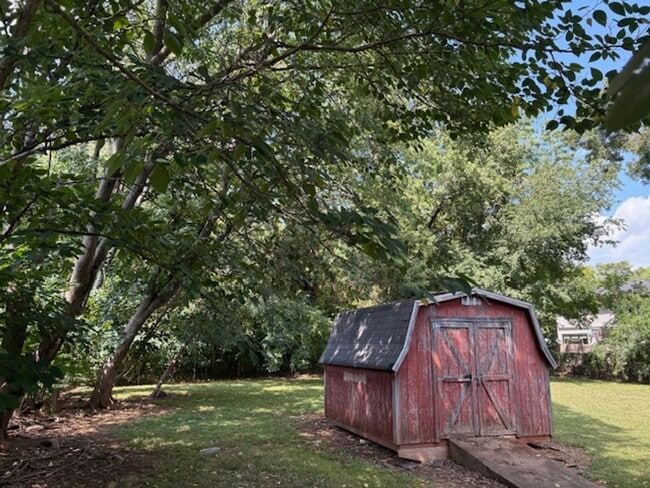 Photo - 1 BR-1BA Downtown Murfreesboro duplex