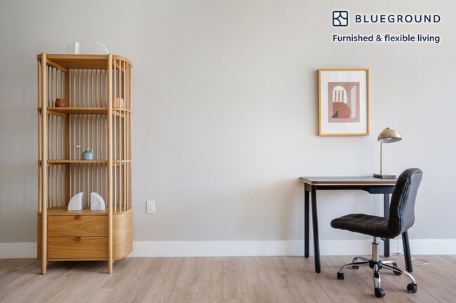 Photo - 555 E Evelyn Ave Unidad FL2-ID1372