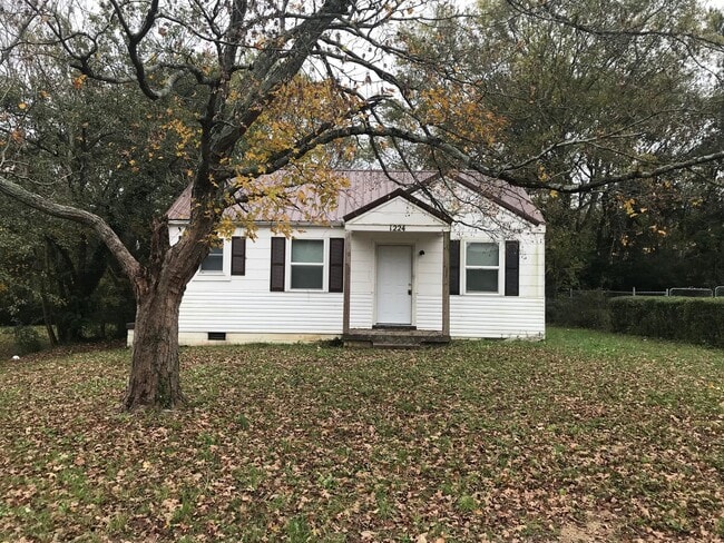 Building Photo - 1224 Greenfield Dr
