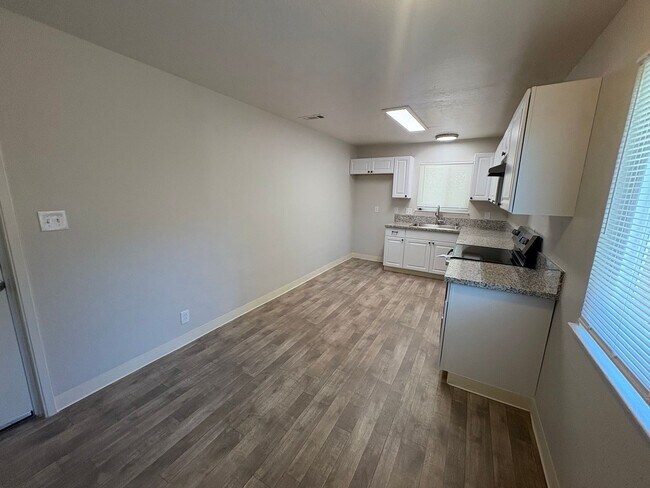 Photo - SAC T 6419 - 6421 Unit 6419