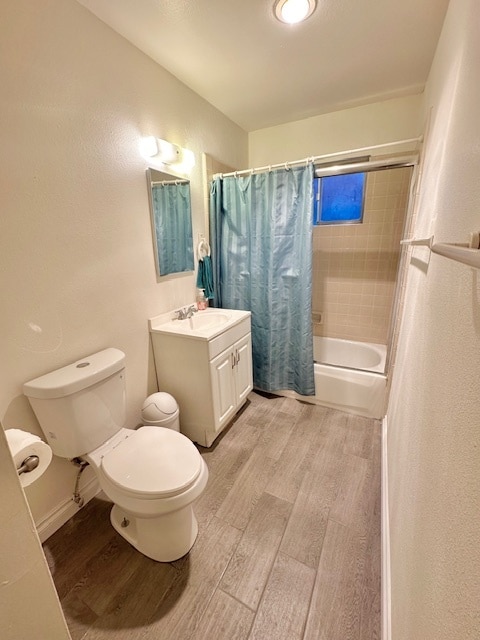Full Bathroom - 162 E Paisley St Unit A