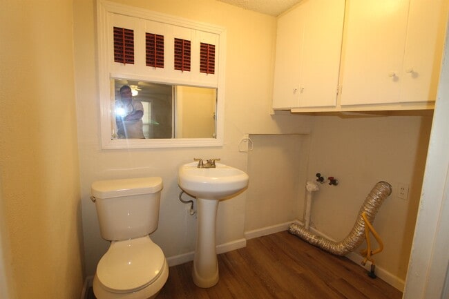 Photo - 1309 Carol Way