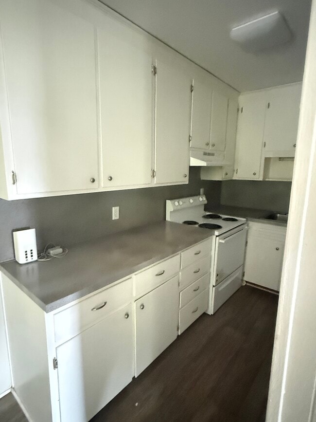 Building Photo - Myrtle Unit 4