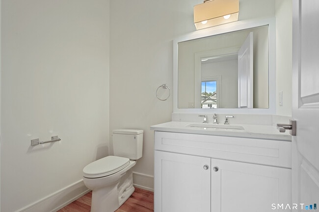 Photo - 15 Damia Dr