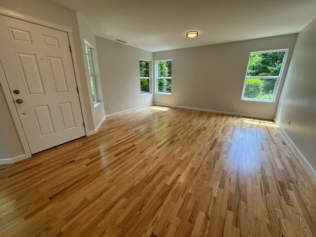 Photo - 7431 Fairway Ave SE