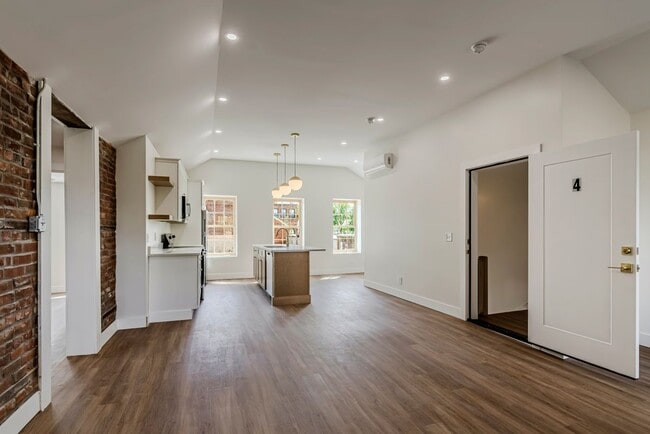 Photo - 110 Hotel St Unit 4 Floor 2