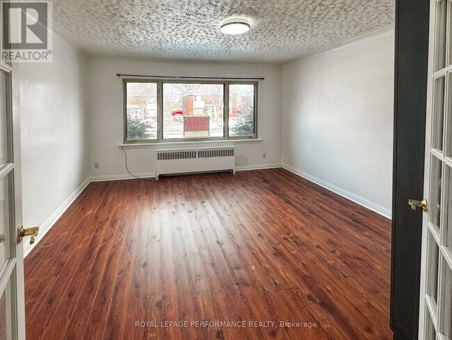 Photo - 330 Donald St Unité 2